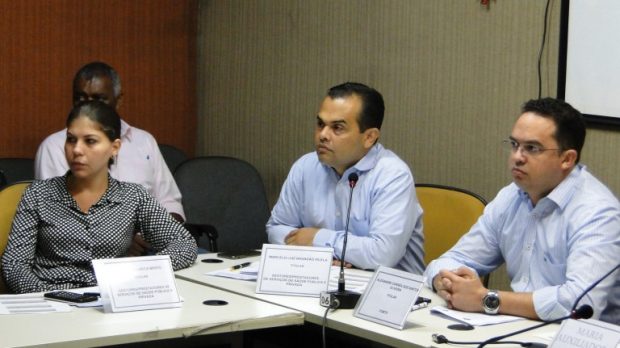 Coordenador da OPAS participa de reunião do Conselho Municipal de Saúde de Campo Grande